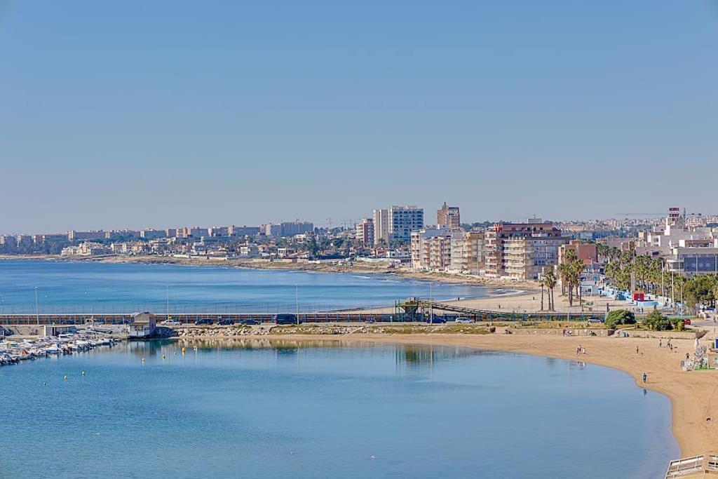 Первая линия моря Торрев'єха Екстер'єр фото